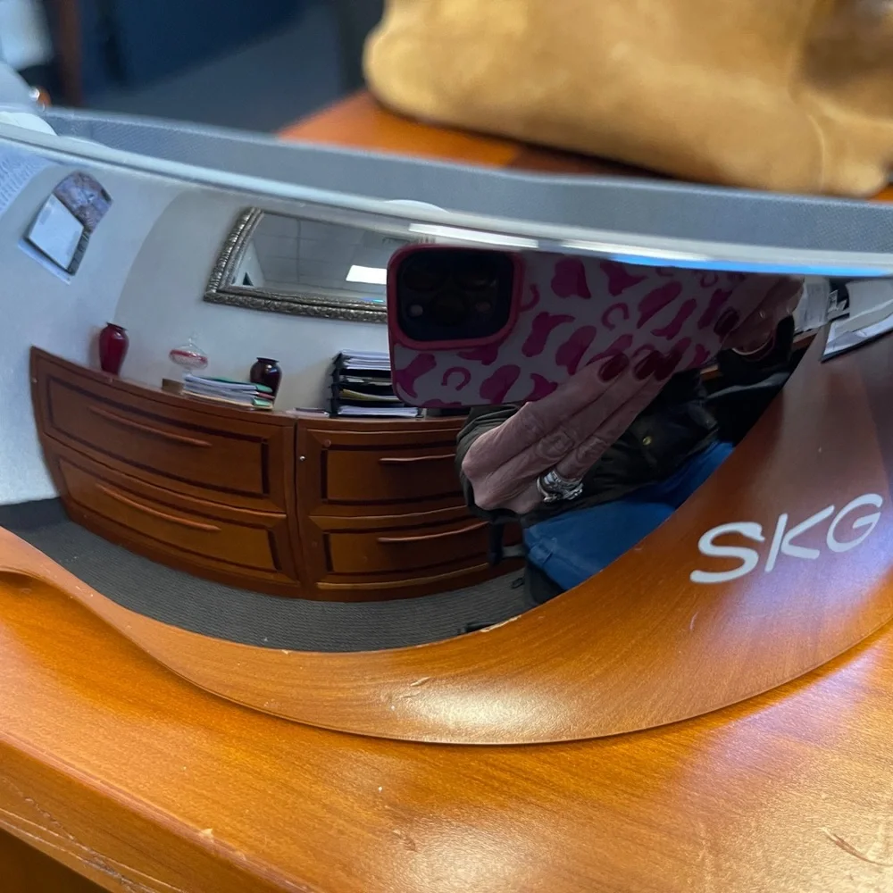 Heated eye massager. New in box!